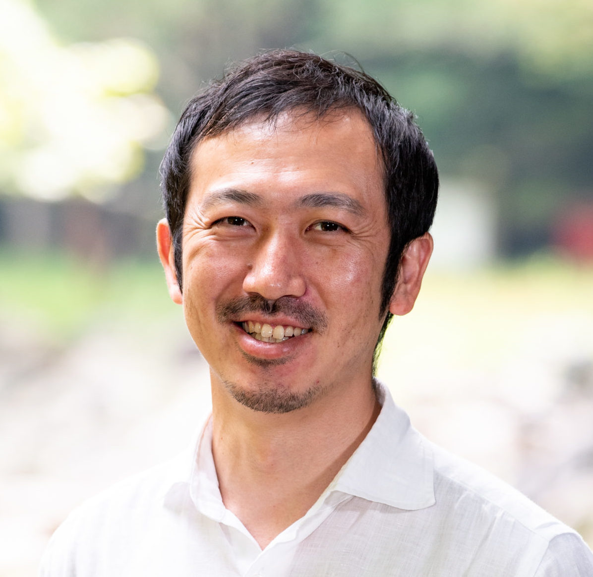 新谷プロフィール写真
